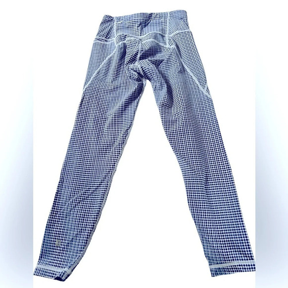 Sweaty Betty XS 7/8 power leggings blue dot like new - Picture 5 of 6